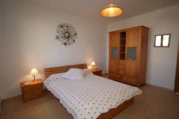 Gîte pour 5 Personnes dans Bonnieux, Parc naturel régional du Luberon, Photo 1