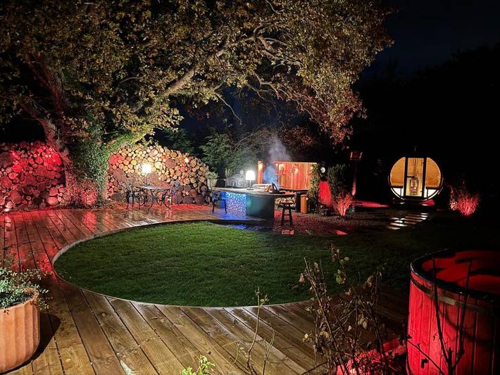 Camping für 4 Personen, mit Whirlpool und Garten sowie Ausblick in Canterbury