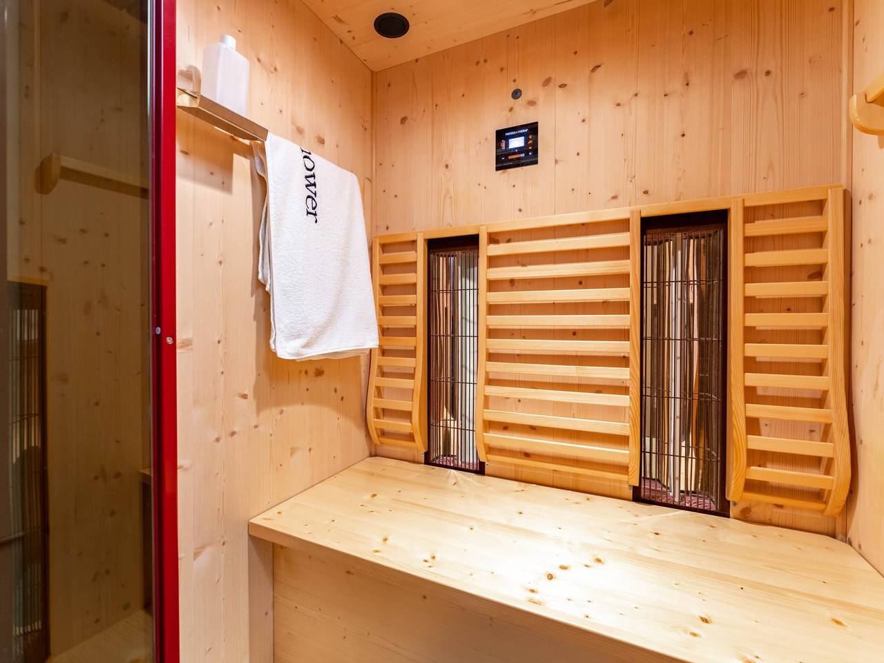 Ganze Wohnung, Apartment mit toller Aussicht und Infrarotsauna in Piesendorf, Kitzbüheler Alpen