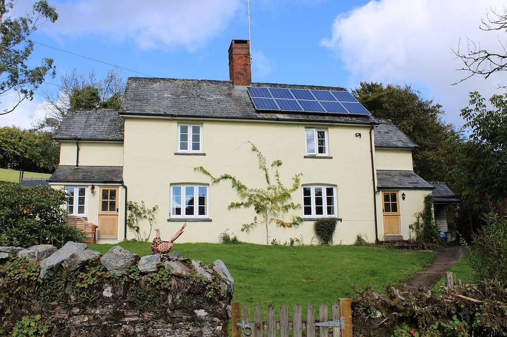 2 Lower Spire, a rural retreat like no other! in Dulverton, Somerset