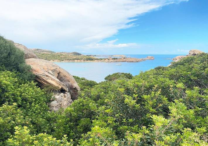Villa pour 6 personnes, avec jardin et vue dans La Maddalena - 3