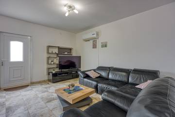 Ferienwohnung für 5 Personen in Lošinj, Kvarner Inseln, Bild 2