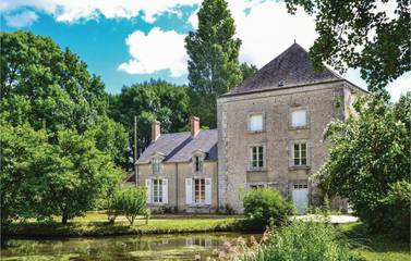 Gîte pour 6 personnes, avec jardin à Baccon
