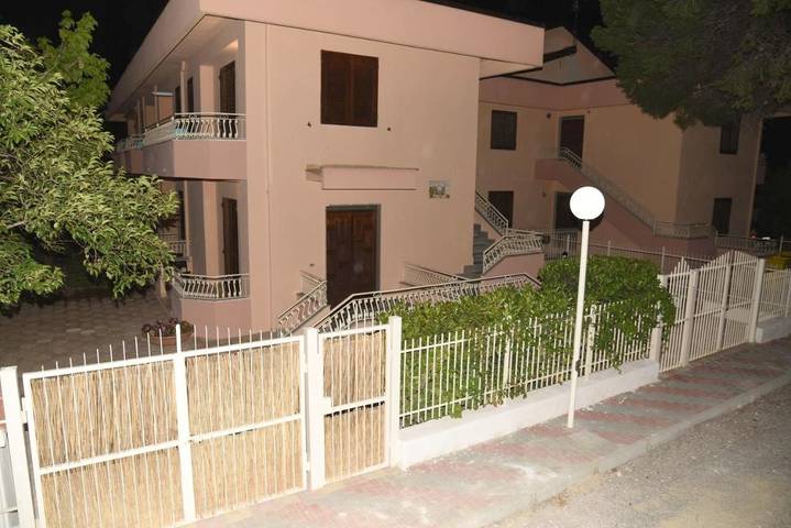 Location de vacances pour 3 personnes, avec vue et jardin, animaux acceptés à Villapiana - 2