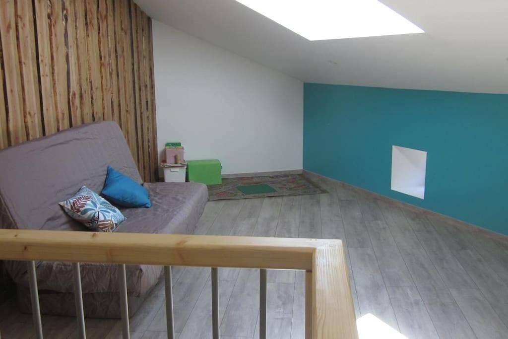 Three-Bedroom House in Vocance, Région de Tournon-sur-Rhône