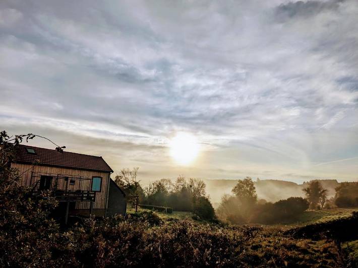 Location de vacances pour 2 personnes, avec vue et terrasse à Chissey-en-Morvan - 2