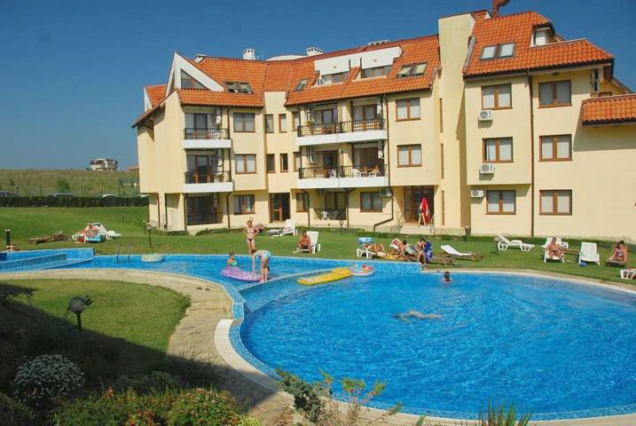 Ferienwohnung für 2 Personen, mit Garten und Kinderpool sowie Pool - 1