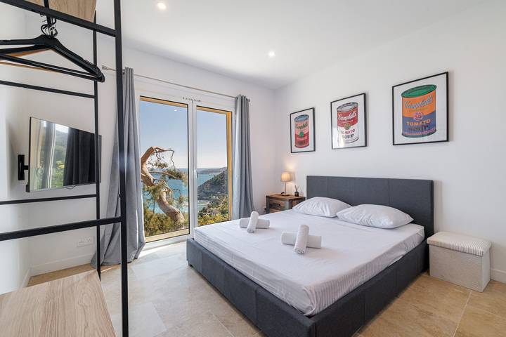 Gîte pour 2 personnes, avec vue sur l’océan et terrasse à Èze - 2