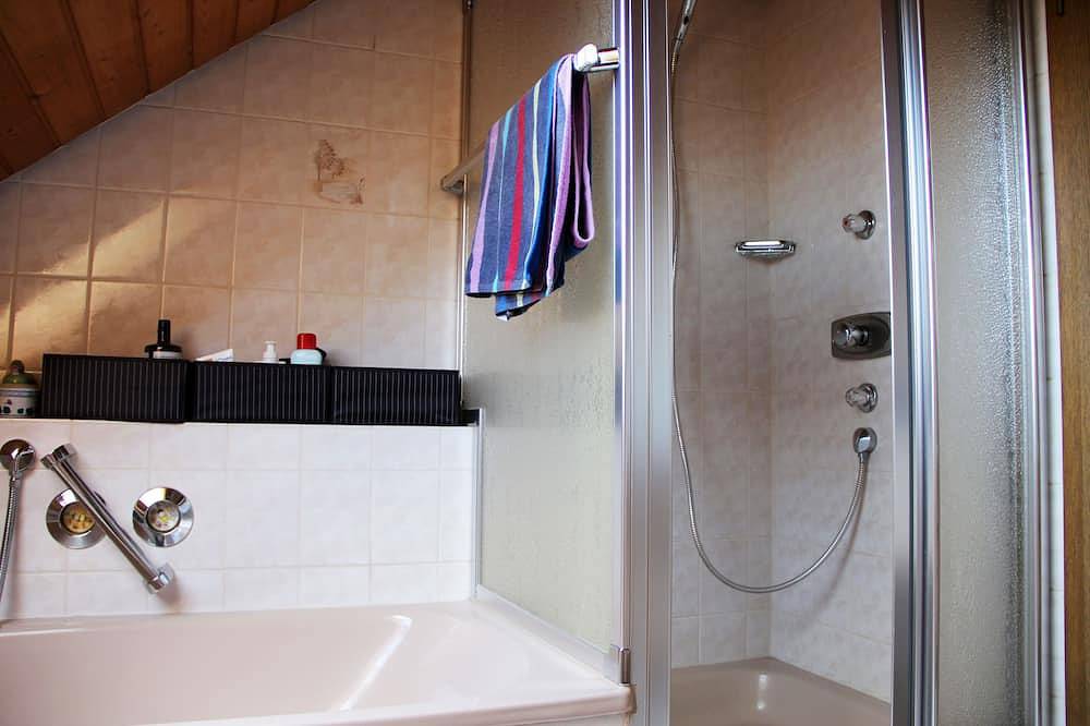 Ganze Wohnung, Ferienwohnung , Altensteig/Garrweiler in Altensteig, Nordschwarzwald