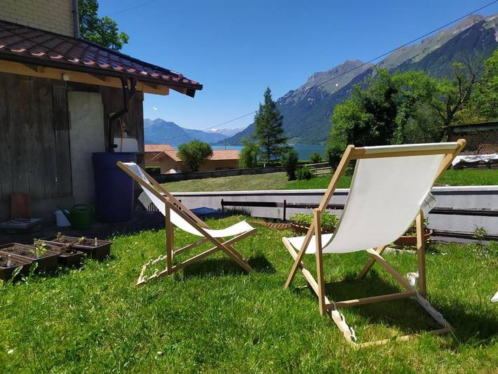 Location de vacances pour 2 personnes, avec vue ainsi que jardin et vue sur le lac à Brienz - 2