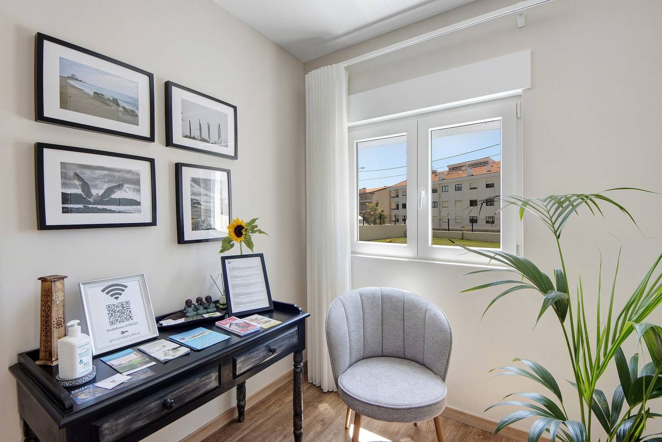 Casa de Férias 'Pontes Guest House' com Jardim Privado e Wi-Fi in Arcozelo, Distrito do Porto