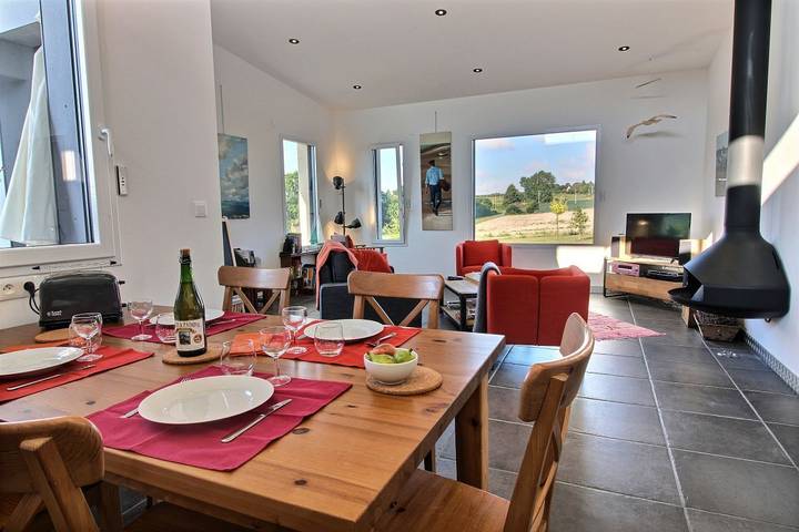 Maison dans les champs in Ploubazlanec, Côte de Goëlo
