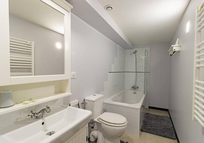Gîte pour 4 personnes, avec jardin ainsi que piscine et terrasse à Le Fleix - 4
