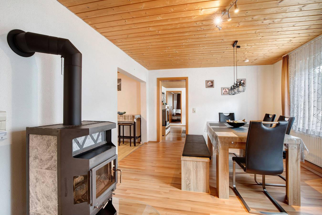 Ganze Wohnung, Ferienwohnung 'Annette' mit gemeinsamer Terrasse und Wlan in Gomadingen, Neckar-Alb