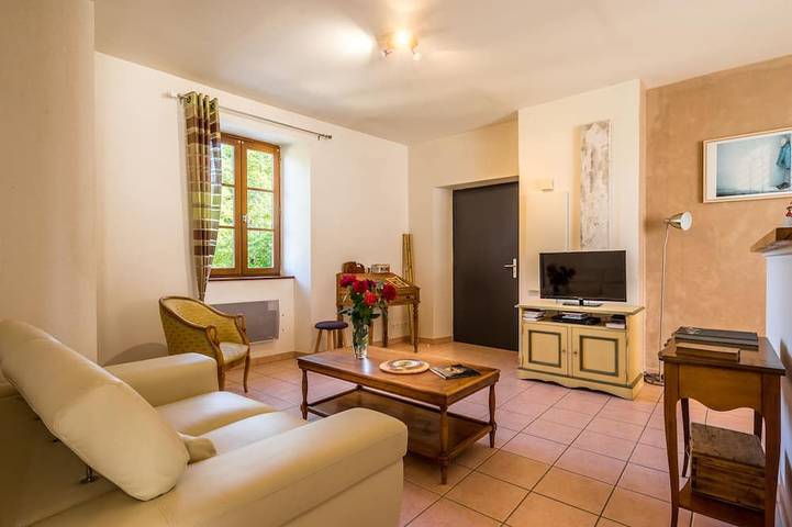 Gîte de charme La Magnanerie 4* in Vallon-Pont-d'Arc, Gorges de l’Ardèche