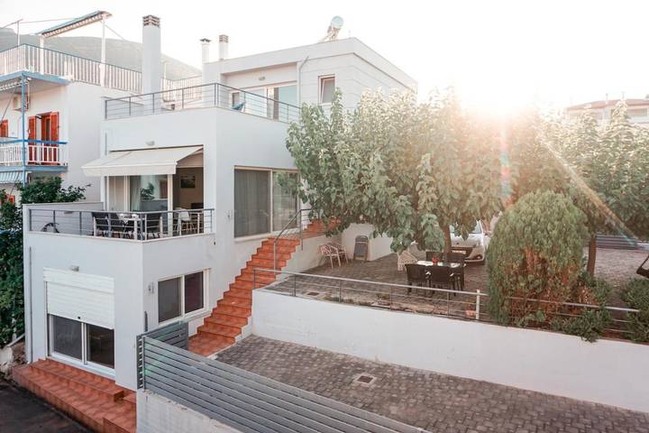 Villa für 7 Personen, mit Ausblick und Garten - 1