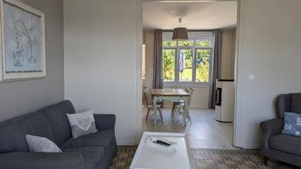 Gîte pour 4 personnes, avec jardin à Arques