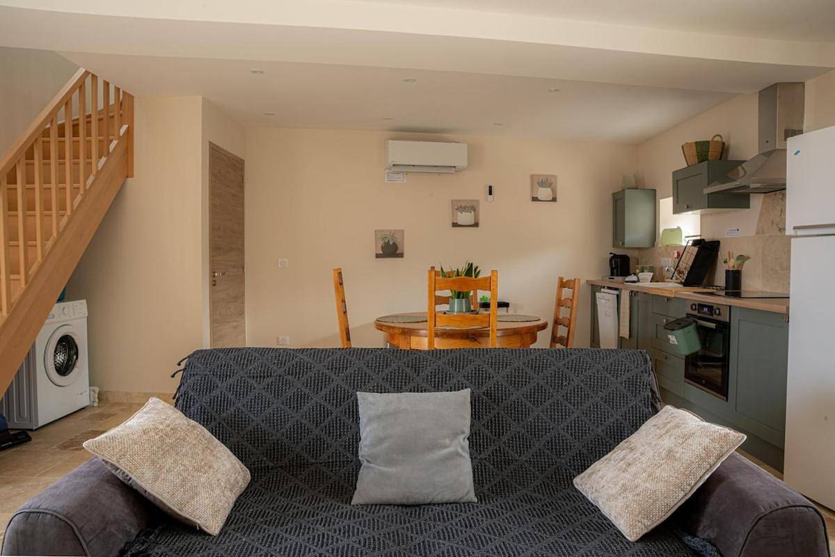 Appartement entier, Appartement familial proche Chablis & Auxerre in Vergigny, Région d'Auxerre