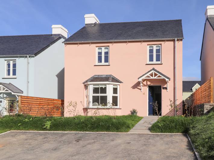Cottage for 6 people, with garden, with pets in Newport (Pembrokeshire)