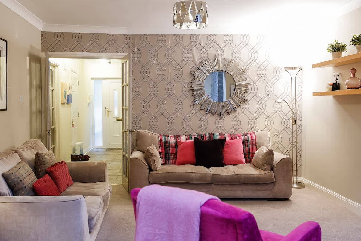 Stylish Family Home Close To City Centre + Parking in Cardiff, Région de Cardiff