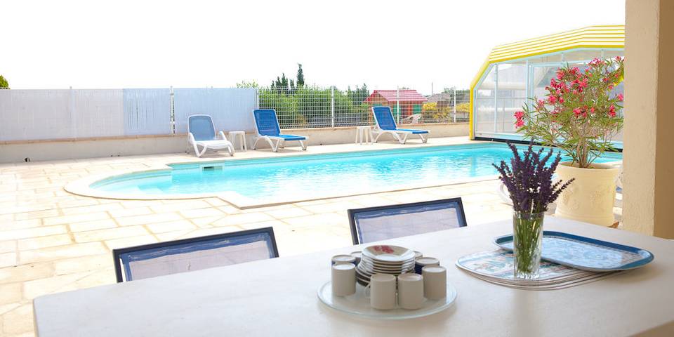 Gîte pour 6 personnes, avec jardin ainsi que piscine et terrasse, animaux acceptés - 1