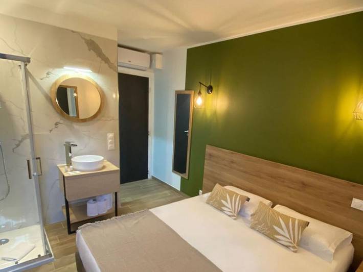 Camping pour 2 personnes, avec sauna et piscine dans Haute-Corse - 3