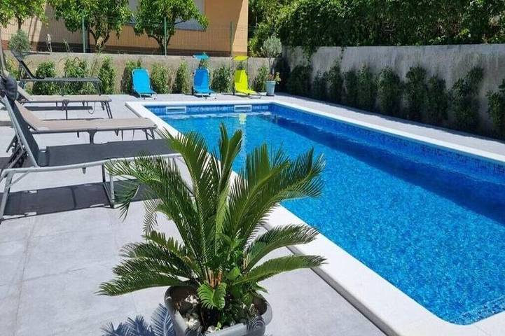 Ferienwohnung für 5 Personen, mit Pool - 1