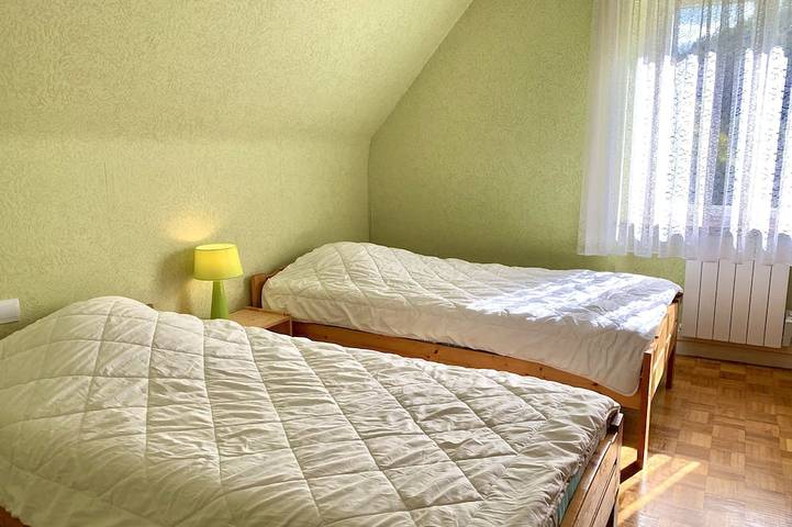 Comfortable, quiet and independent cottage with swimming pool in the heart in Sturzelbronn, Sarreguemines