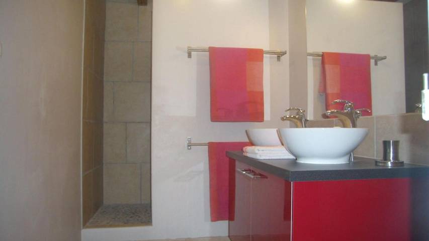 Location de vacances pour 4 personnes, avec vue et terrasse, animaux acceptés à Roquetaillade - 4