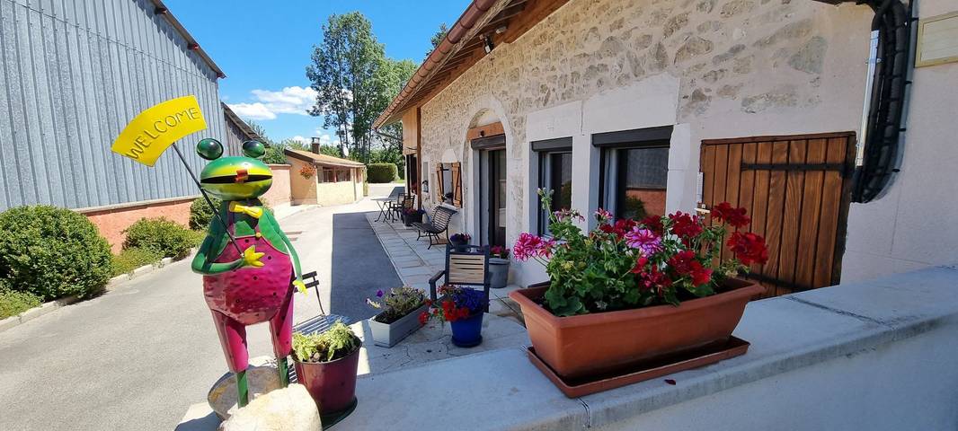 Chambre d’hôte pour 2 personnes, avec jardin et jacuzzi