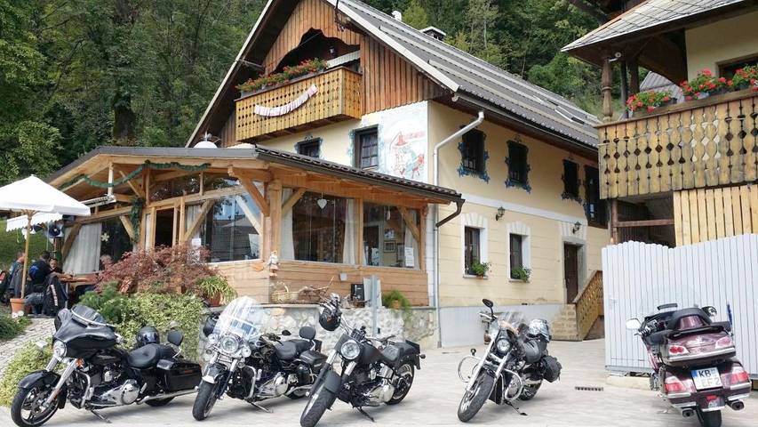 Maison d’hôte pour 7 personnes, avec Balcon et Terrasse ainsi que Jardin et Vue dans Begunje na Gorenjskem