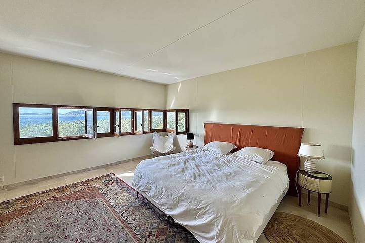 Location de vacances pour 8 personnes, avec jardin dans Plage de Scodi-Neri - 2