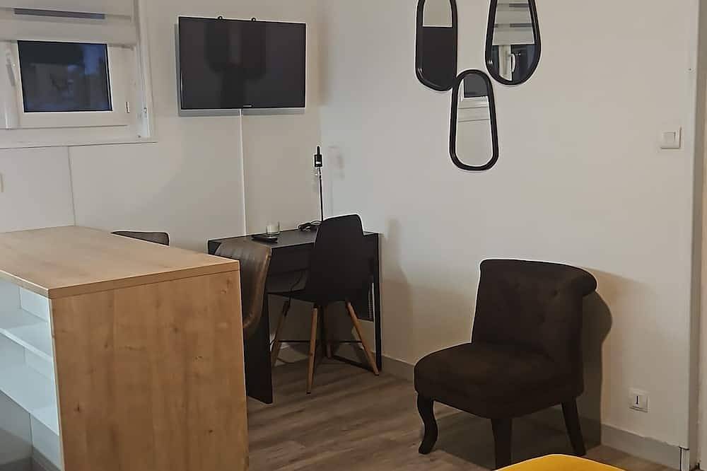 Appartement entier, Studio le matru, zones industriel de Sorbiers in Sorbiers, Loire