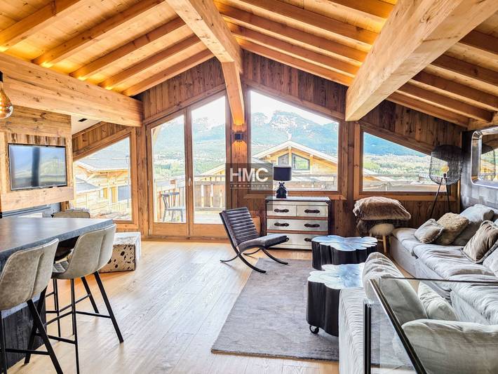 Chalet pour 6 personnes, avec Balcon ainsi que Jacuzzi et Terrasse à Bolquère