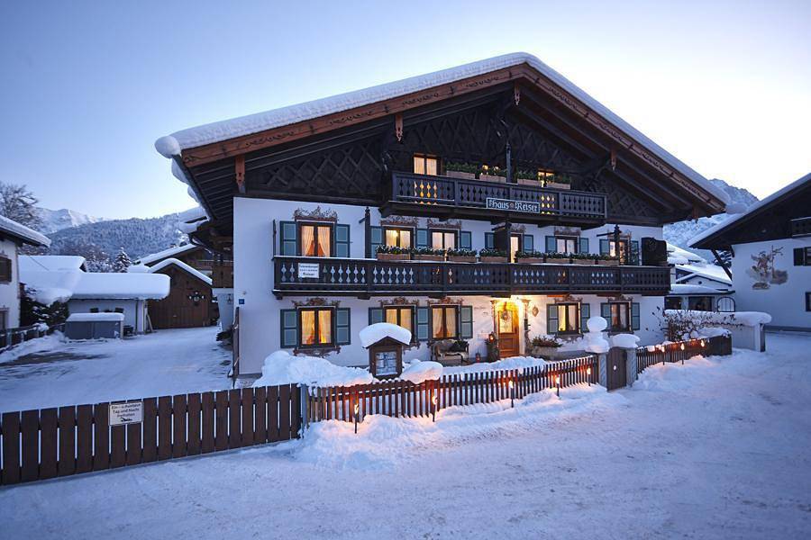Ganze Ferienwohnung, Ferienwohnung Wank, Dusche, Wc, 1 Schlafraum in Garmisch-Partenkirchen, Bayerische Alpen