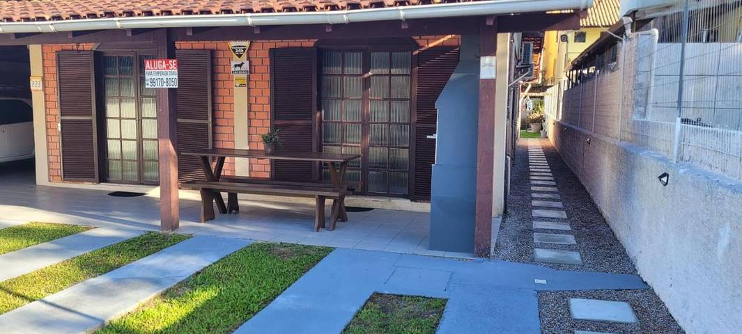 Casas e apartamentos de temporada para 6 pessoas, com terraço em Capivari