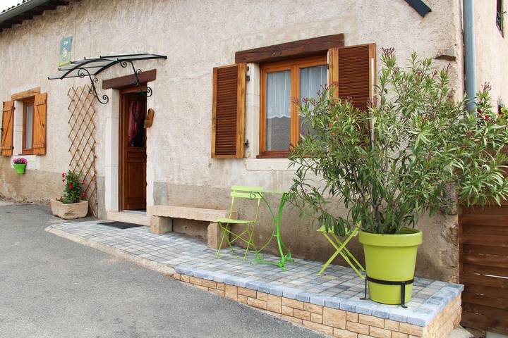 Gîte pour 6 personnes, avec terrasse
