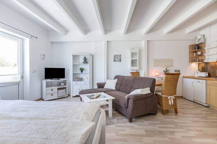 Entire apartment, Haevn by the Sea Retreat, Apartment Bergkristall in Reußenköge, North Friesland