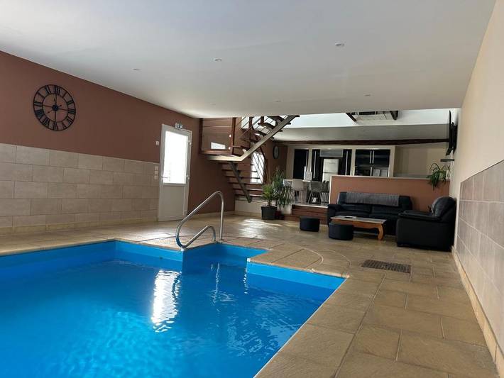 Maison de vacances pour 8 personnes, avec Terrasse et Jardin ainsi que Piscine et Sauna