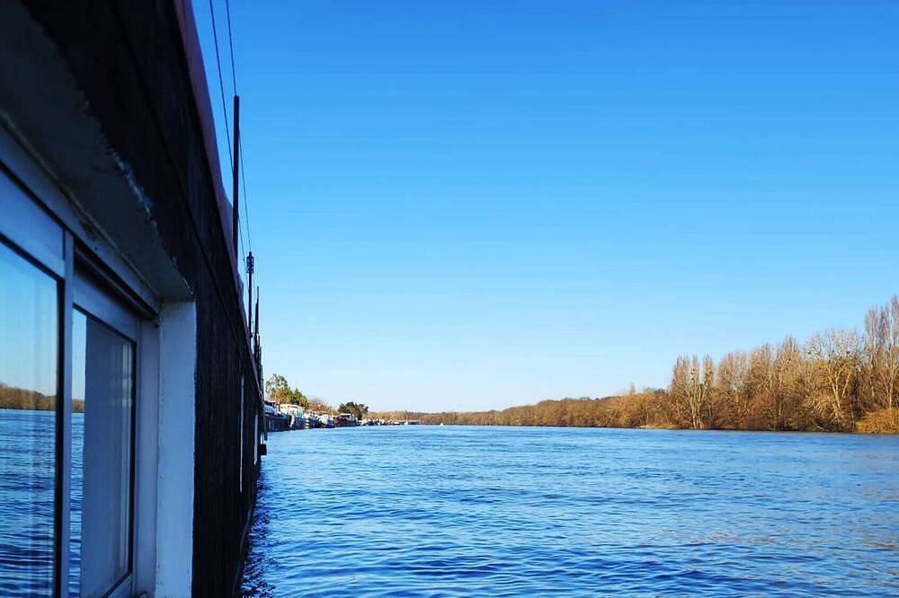 Péniche atypique - 13 min de Paris - Loft privée in Juvisy-sur-Orge, Essonne