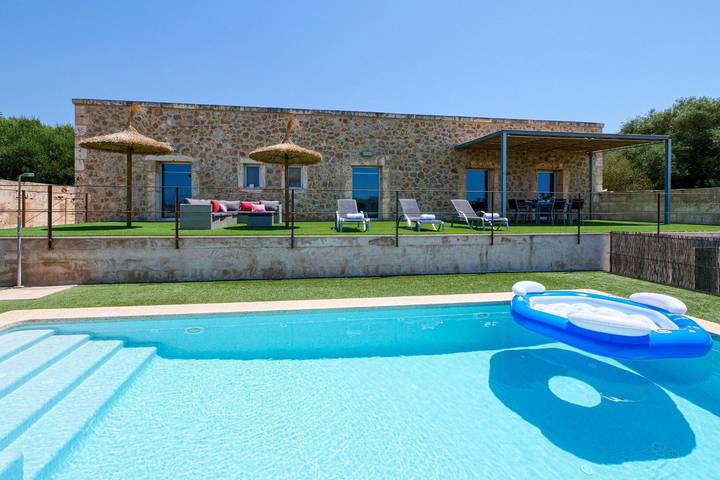 Villa for 6 people