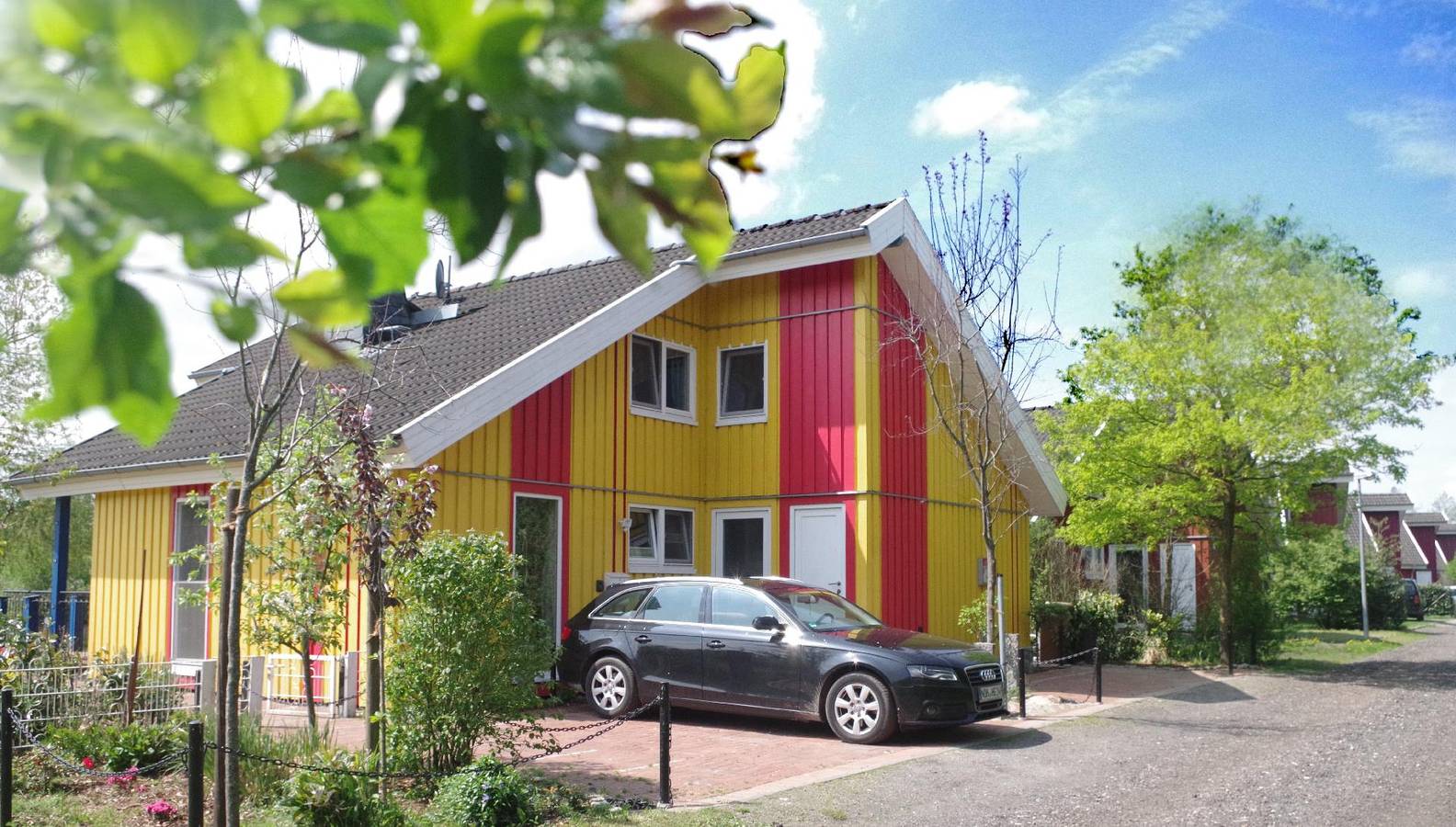 Scandinavian holiday home by the lake in Twist, Emsland