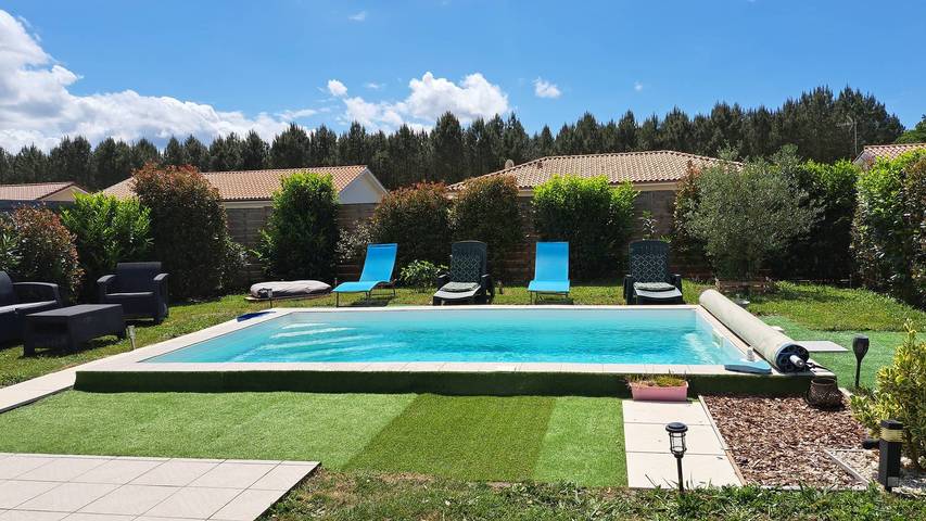 Casa de vacaciones para 5 personas, con terraza además de piscina y jardín - 1
