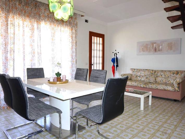 Ferienhaus für 8 Personen, mit Terrasse und Pool sowie Garten, kinderfreundlich in Caorle - 3