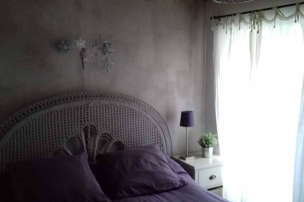 Renovated village house. exceptional site between sea and mountain in Évisa, Parc naturel régional de Corse
