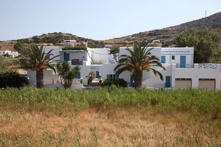 Maison d’hôte pour 2 personnes, avec jardin ainsi que balcon et vue dans Syros - 2