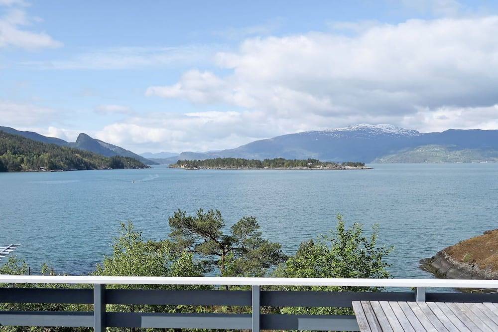 Blå Hytte by Interhome in Hardangerfjord