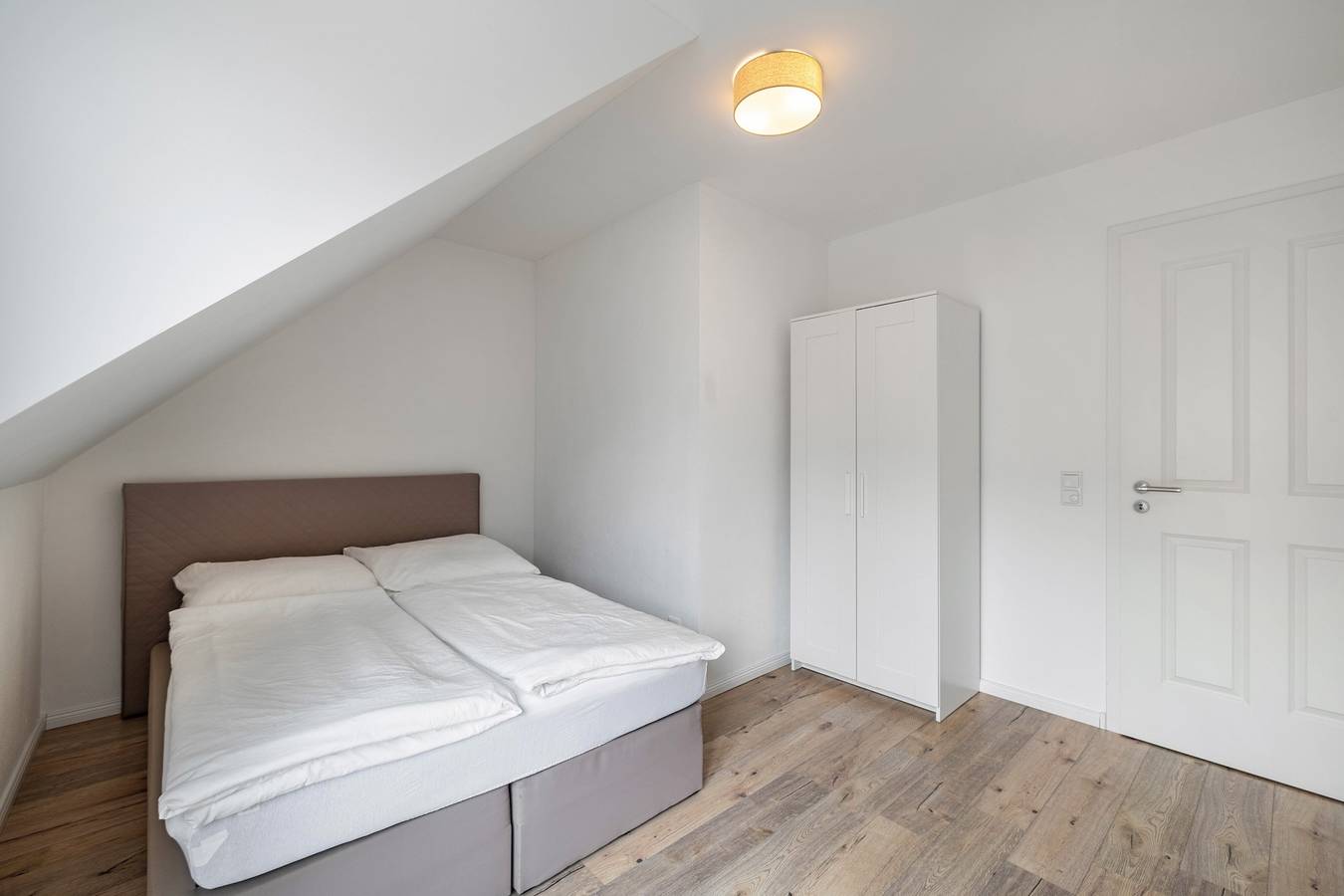 Ganze Wohnung, Apartment „Nova Loft“ mit Balkon und Wlan in Jesenwang, Romantische Straße