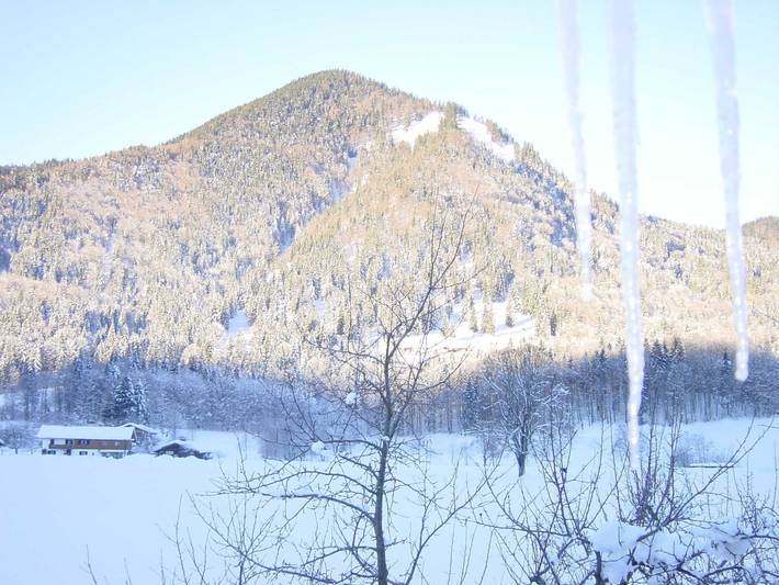 Bauernhaus für 6 Personen, mit Ausblick und Balkon sowie Garten, kinderfreundlich in Alpenland Tegernsee Schliersee - 3