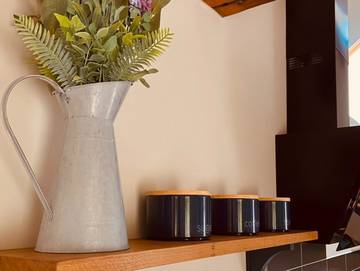 Log Cabin for 2 People in Parwich, Peak District, Photo 3